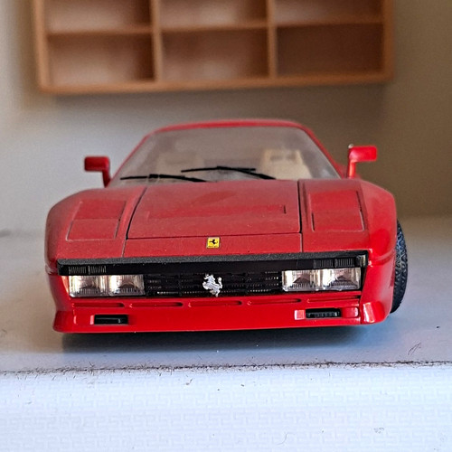 Burago ferrari gto red - 1:18,