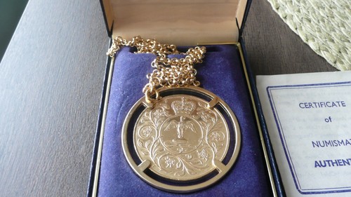 Royal mint elizabeth - elizabeth, ll