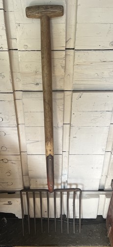 Antique wooden prong pitch - antique,