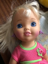 Vintage Hasbro 1993 Twist n Style Tiffany Doll - with shoes - retro - hair style