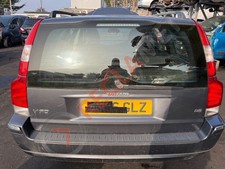 VOLVO V70 SE D5 MK2 FL