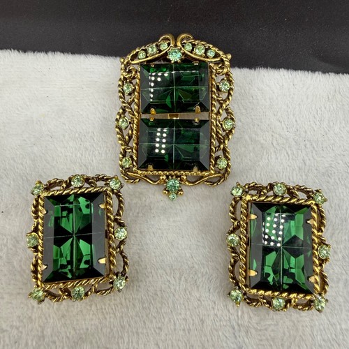 Vintage tara rhinestone brooch - vintage,