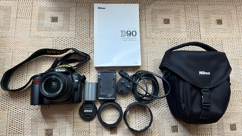 Nikon d90 3mp digital - d, slr