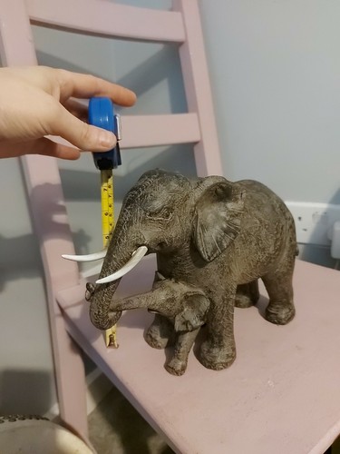 Elephant figurine - figurine,