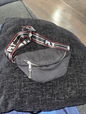 Ladies Prettylittlething bum