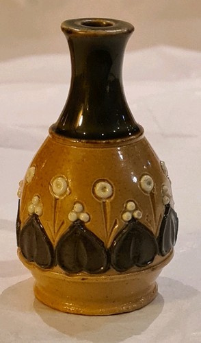 Antique royal doulton art - royal,