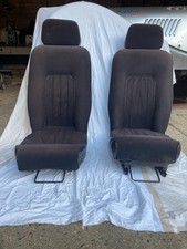 Classic car seats to suit