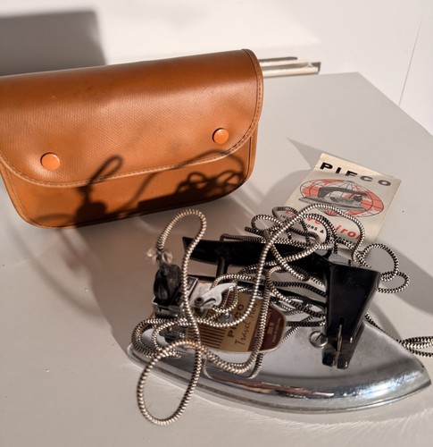 Vintage pifco model 940 travel - model,