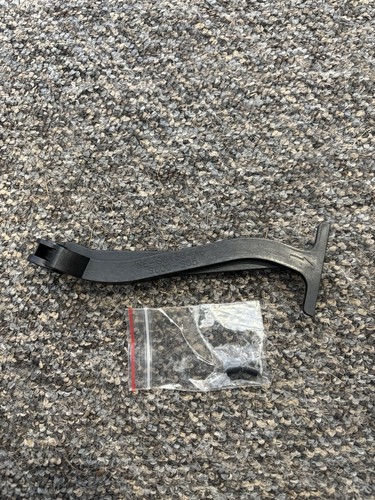 Mercedes bonnet release pull - mercedes,