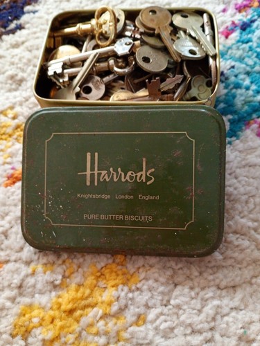 Job lot old vintage - old, keys