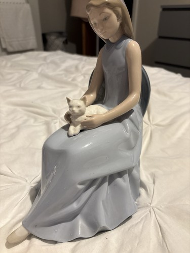 Nao lladro porcelain - nao,