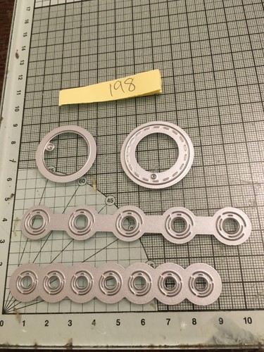 Sizzix circle tags die - , set
