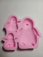Penguin Family Christmas