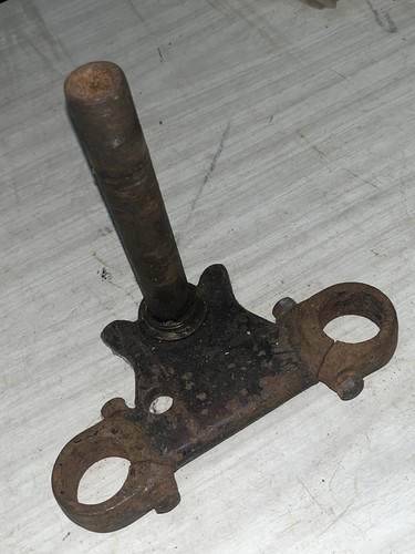 Bsa bantam lower fork - bsa, yoke