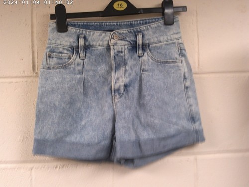 Hollister snow wash - hollister,