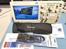 Tektronix DPO3032 Digital