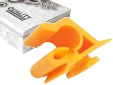 ENGINE BONNET HOOD CLIP