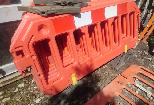 Chapter pedestrian barriers - 8,