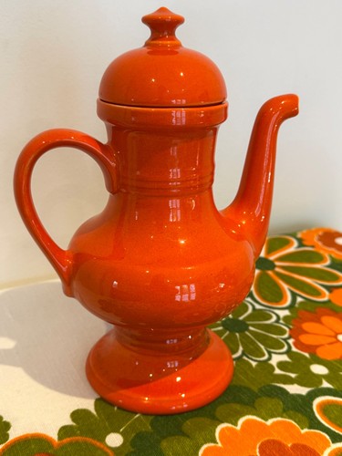 Very retro 1970 - very,