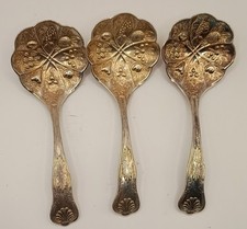 Vintage Sheffield Silver Plated  Berry, Fruit Spoons( No Markings) 3 Spoons 