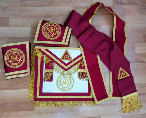 Irish masonic district grand - irish,