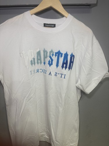Trapstar shirt never - trapstar, used
