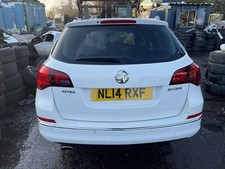 2014 VAUXHALL ASTRA J ESTATE CAR REAR BACK TAILGATE HATCH DOOR COMPLETE