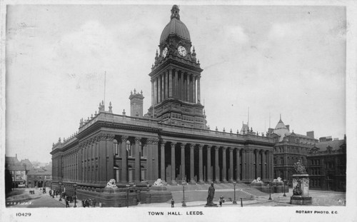Postcard leeds the town - postcard,