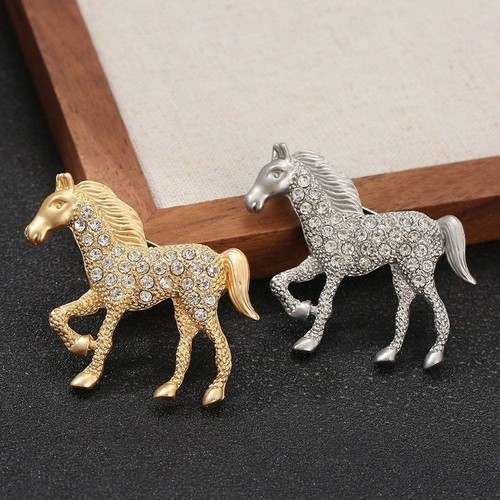 Sparkling horse brooches - sparkling,
