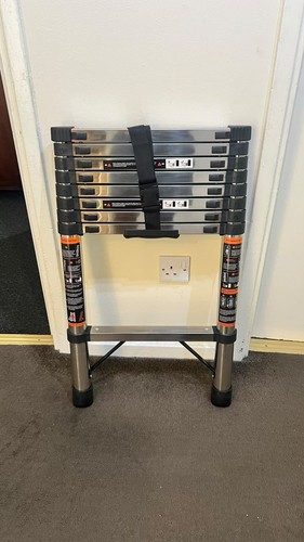 Home use telescopic ladder 6 - use,