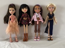 Bratz Dolls Bundle x4 –