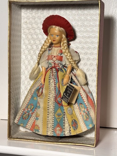 Peggy nisbet national - peggy, costumes