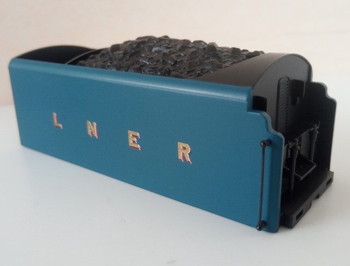 Hornby gauge lner loco - oo,