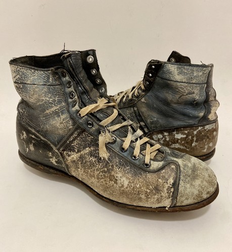 Vtg football cleats - 40's,