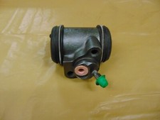 BEDFORD  J SERIES  M 4X4  L/H  LOCKHEED WHEEL CYLINDER  1   1/2"