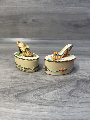 Vintage willow hall miniature - vintage,
