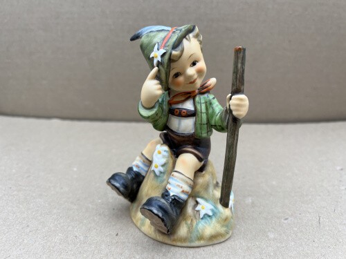 Hummel figurine 315 reached - 315,