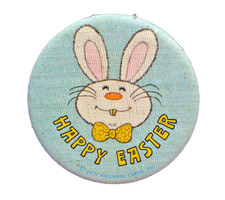Hallmark BUTTON PIN Easter