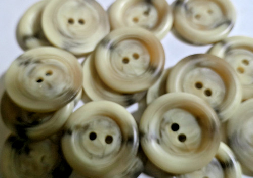 Tortoiseshell effect buttons - effect,