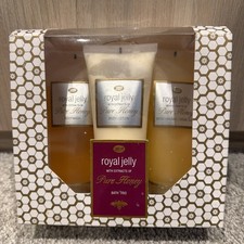 BOOTS ROYAL JELLY PURE HONEY 3