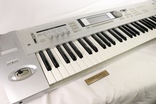 Korg Triton Le 61key MUSIC