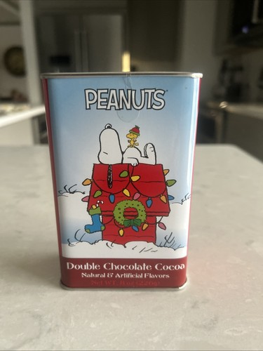 Peanuts snoopy and woodstock - snoopy,