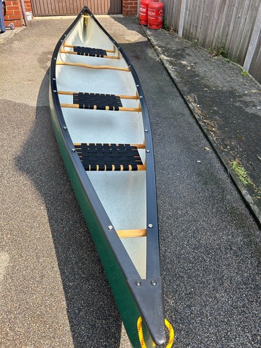Hou canoe barely - barely, used