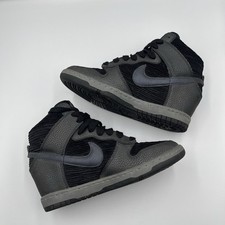 Nike Womens Dunk Sky High