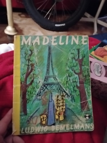 Madeline first edition book - madeline,