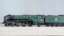 BACHMANN CLASS A1 60147 'NORTH EASTERN' STEAM LOCOMOTIVE