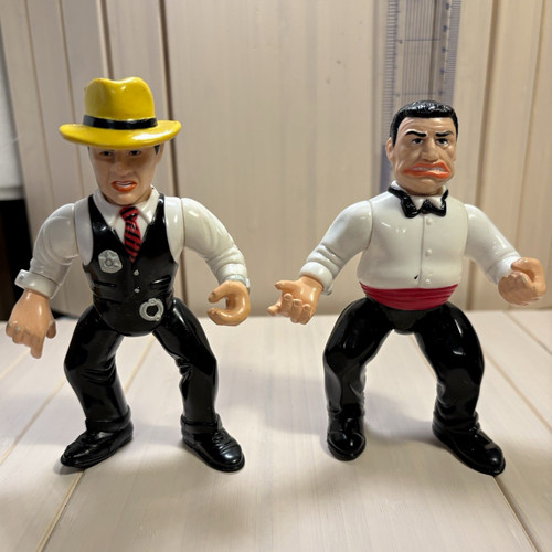 Dick tracy and lips playmates - tracy,