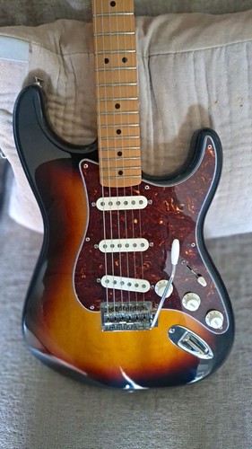 Fender stratocaster roadhouse - fender,