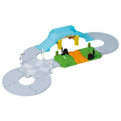 New tomica world - tomica,