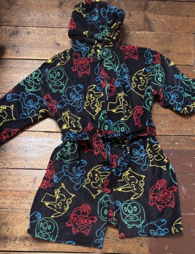 Pokemon boys dressing gown age